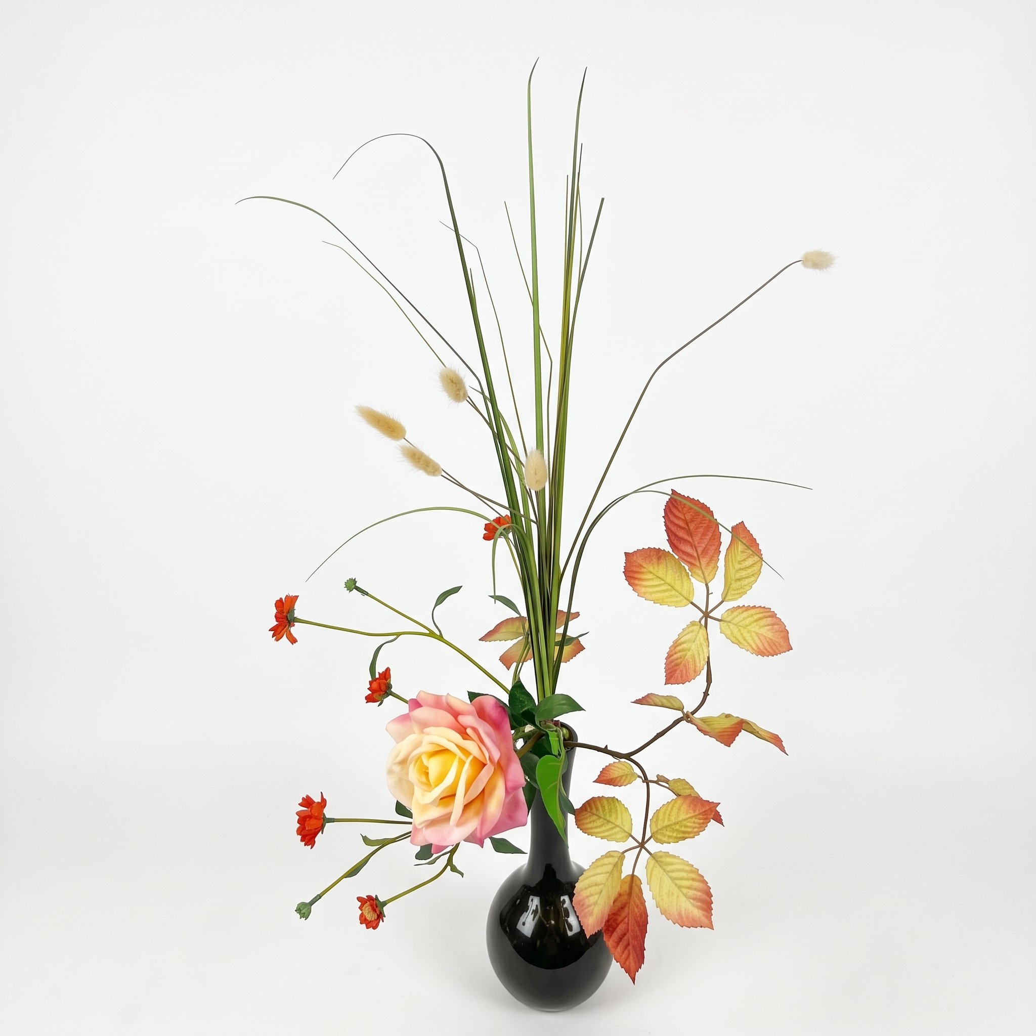 Kunsttakken combinatie met roos en hazenstaart